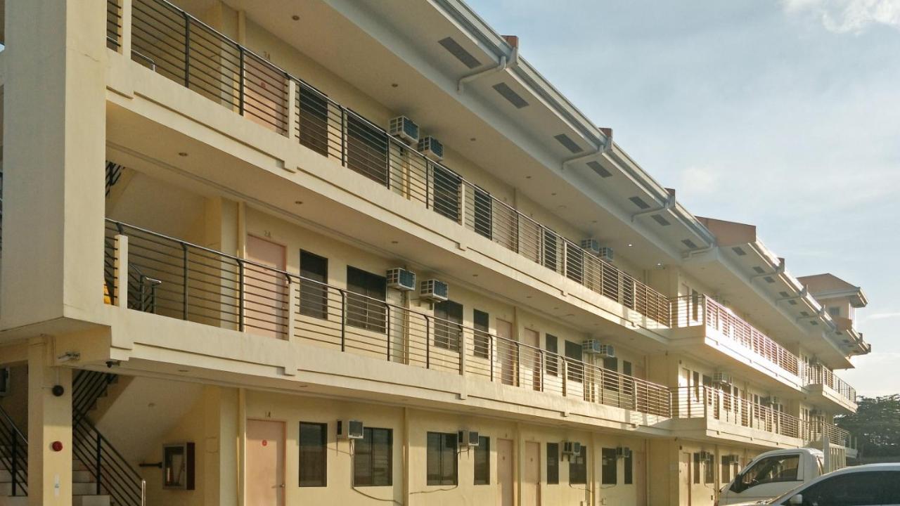 Reddoorz Plus Near Talisay Town Center Екстериор снимка