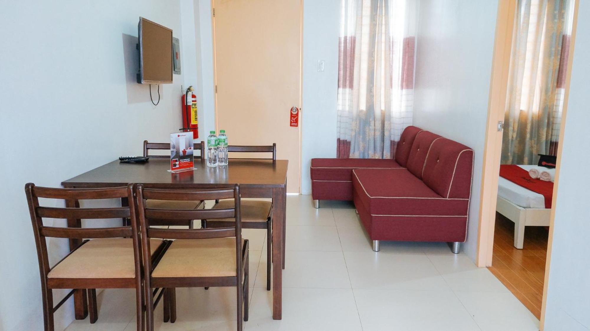 Reddoorz Plus Near Talisay Town Center Екстериор снимка
