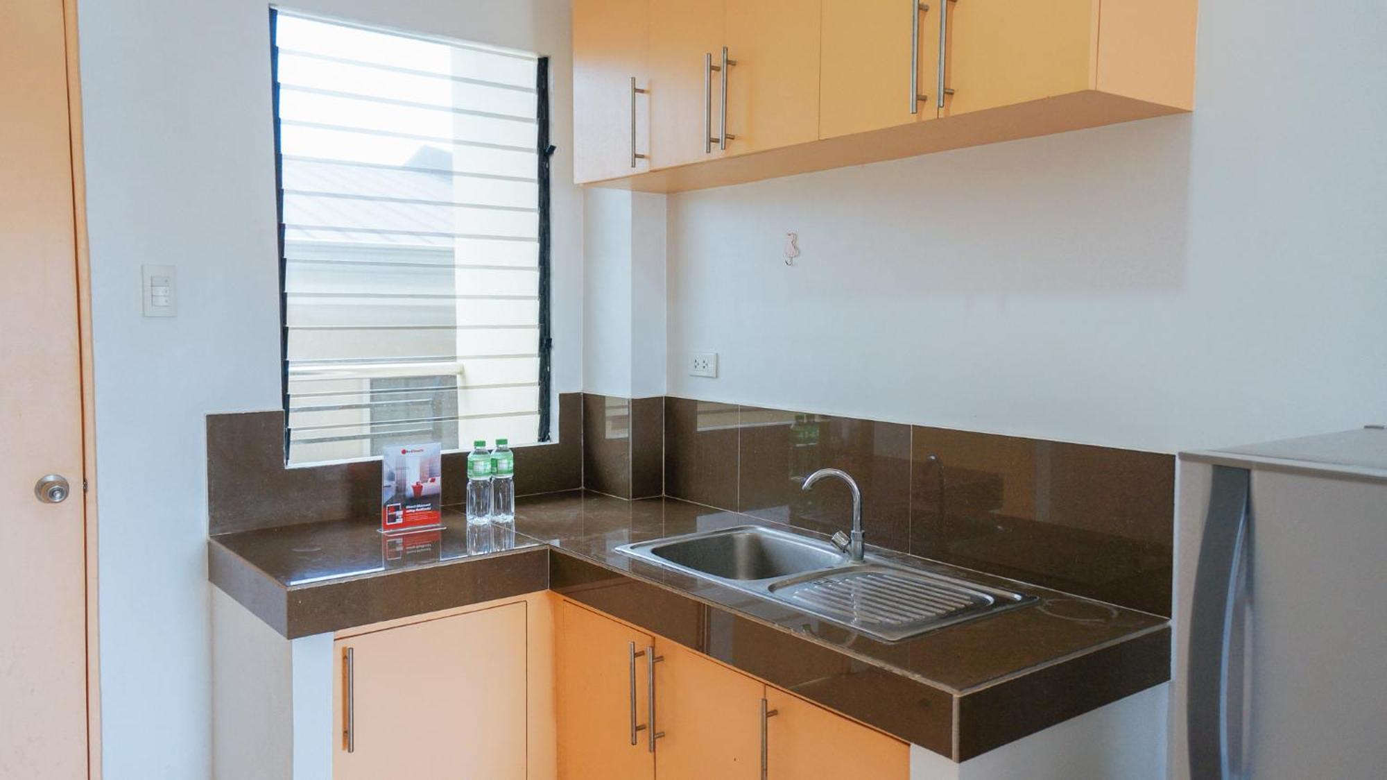 Reddoorz Plus Near Talisay Town Center Екстериор снимка