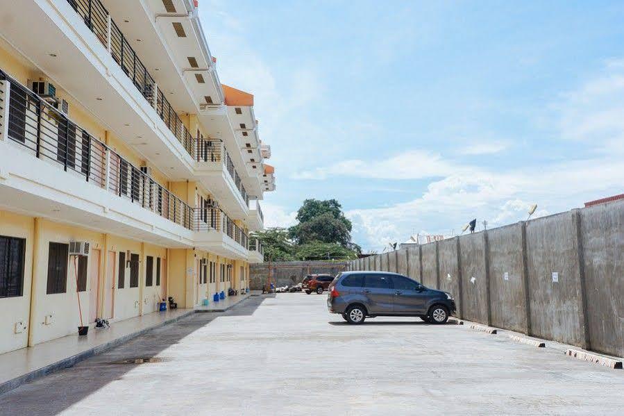 Reddoorz Plus Near Talisay Town Center Екстериор снимка